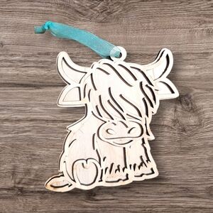 🪵Highland Cow Christmas Ornament